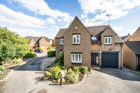 Tocker Gardens, Warfield, Bracknell, Berkshire, RG42