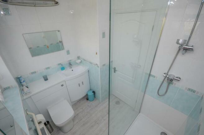 Shower room.jpg