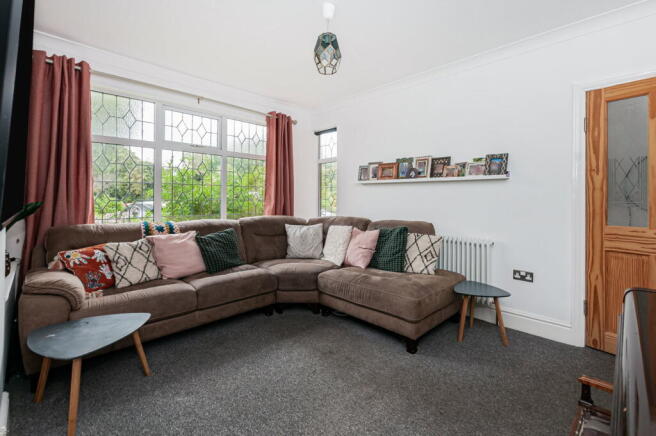 3 bed Semi-Detached for sale Image 6