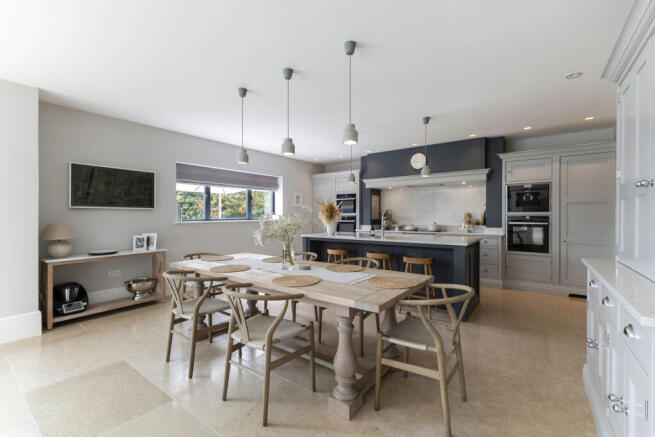 Open Plan Kitchen/Dining Area