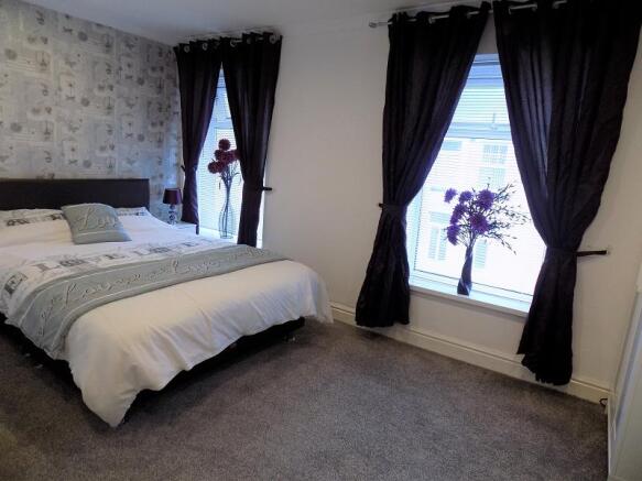 L-Shaped Bedroom