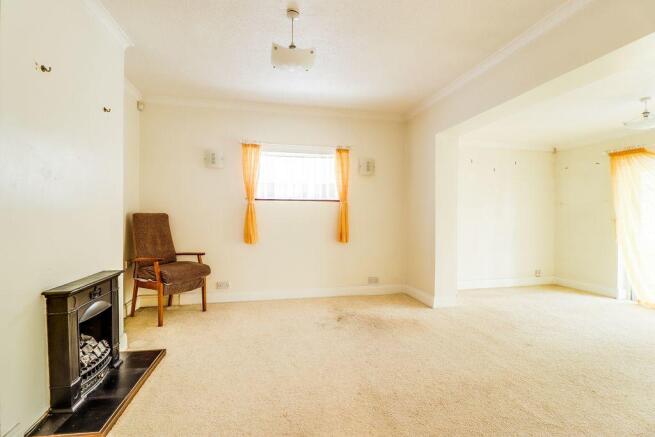 Living/Dining Room