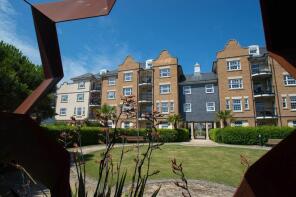 32, Christchurch Place, Eastbourne BN23 5AP