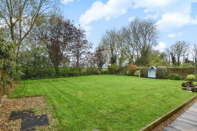 Garden 2.jpg