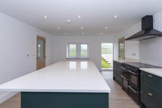 5 bed Barn Conversion for sale Image 11