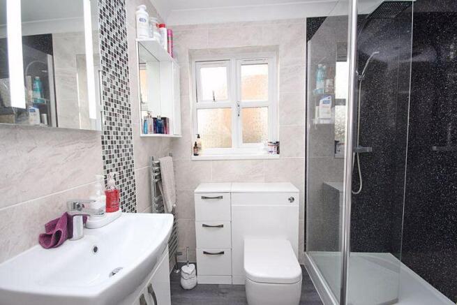 Shower room 
