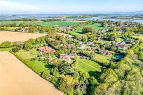 Droveway, Itchenor Road, Chichester PO20 7DL
