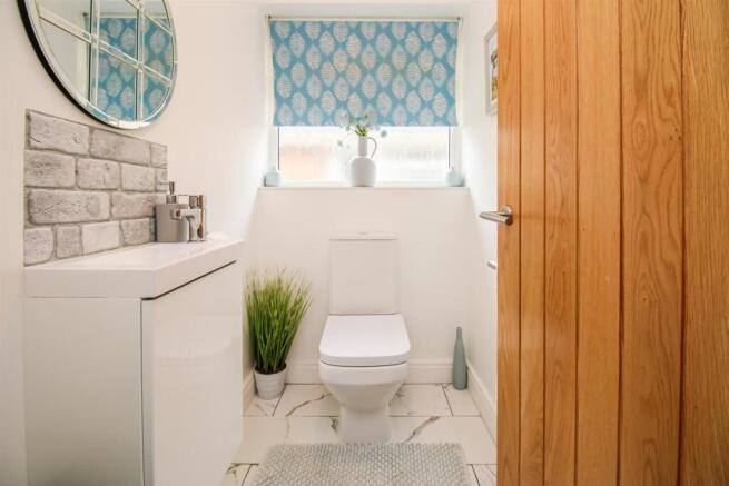 2 bed Detached Bungalow for sale Image 7
