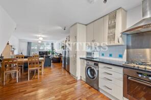 55, Ecclesbourne Road, London N1 3AF