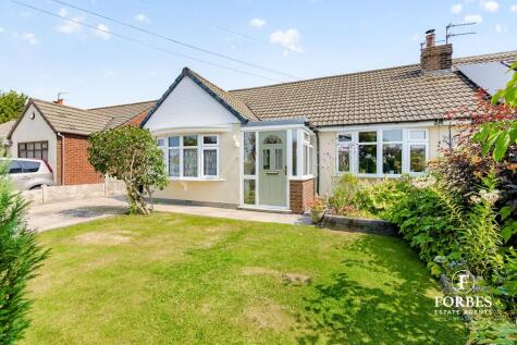 Fir Trees Avenue, Lostock Hall, PR5