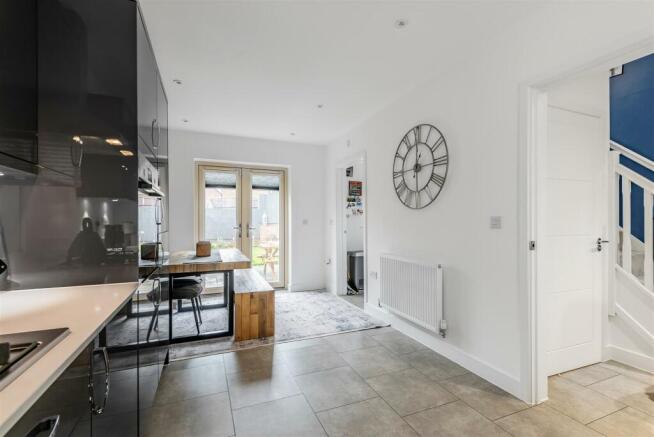 2 Broadleaf Road, Lutterworth