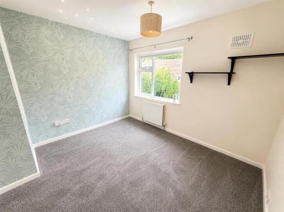 3 bed Semi-Detached for sale Image 8