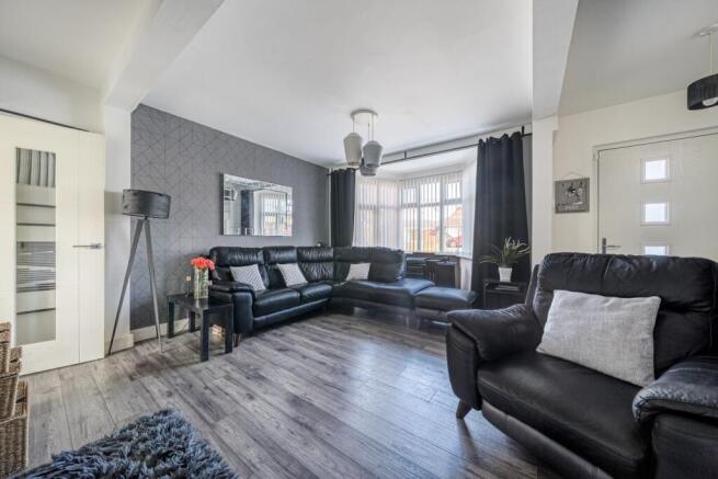 1426028-7-69b3ddf1a3b4e