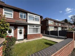 15, Ledsham Avenue, Manchester M9 8PH