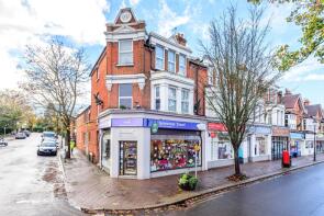 27b, The Parade, Claygate, Esher KT10 0PD