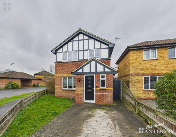 CAM03852G0-PR0544-STILL020