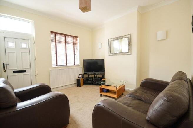 2 bed Terraced for sale Image 3