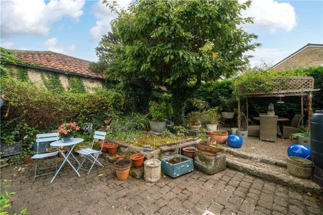 Private Courtyard