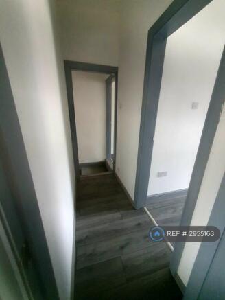 3 bed Terraced to rent Image 7