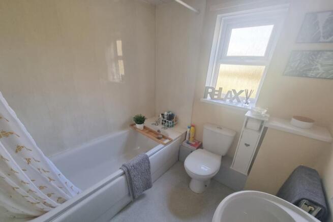 Bathroom / WC
