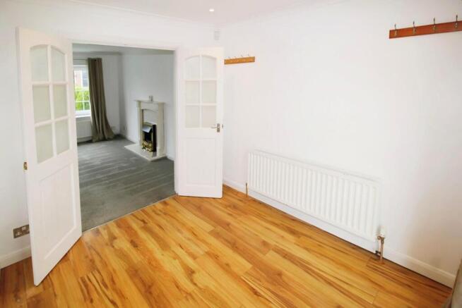 3 bed Detached for sale Image 3