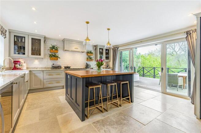 Kitchen/Breakfast Rm
