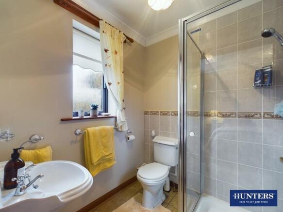 Bed. Three En-Suite