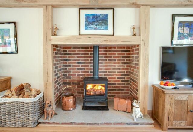 Plot 3 Fireplace Det