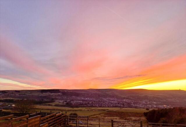 Four Shillings Sunset.jpg
