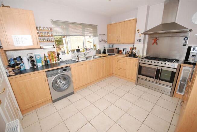 Kitchen/Breakf...