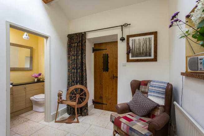 3 bed Detached for sale Image 11