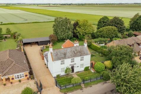 Detached Period Home in Friday Bridge