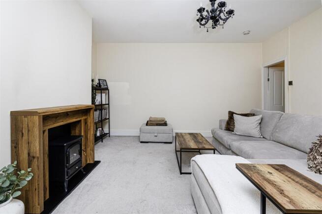 2 bed Terraced for sale Image 5