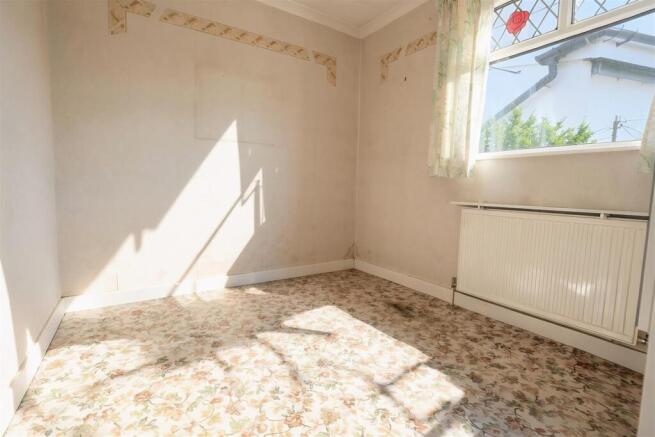 2 bed Bungalow for sale Image 12