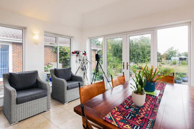 4 bed Detached Bungalow for sale Image 7