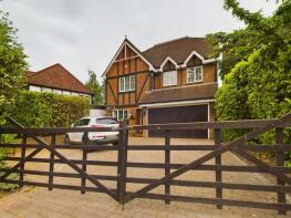 55, Sharps Lane, Ruislip HA4 7JD