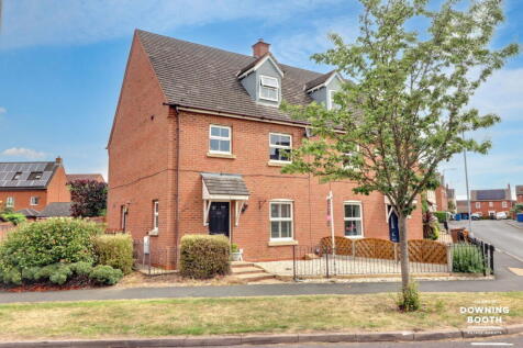 Deykin Road, Darwin Park, Lichfield