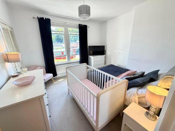 2 bed Terraced for sale Image 8