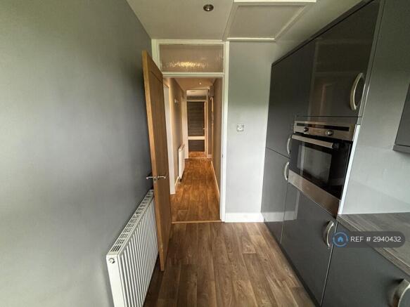 1 bed Flat to rent Image 5