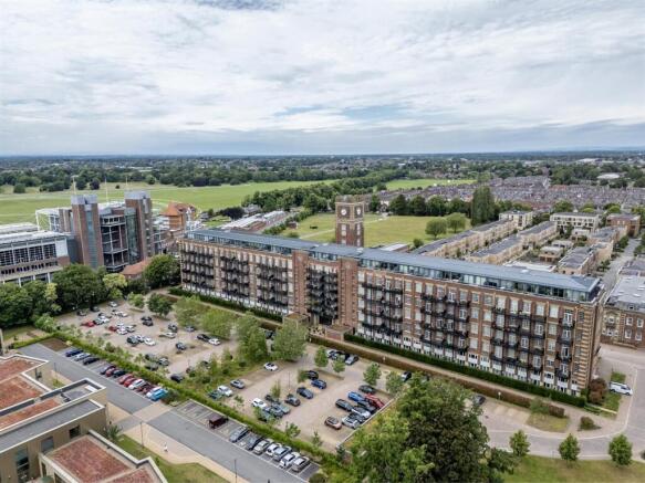 2 bed Duplex for sale Image 12