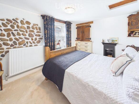 4 bed Terraced for sale Image 11
