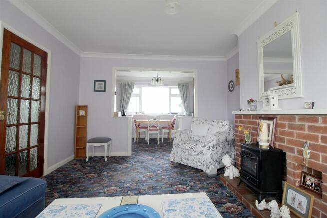 Living Room.jpg