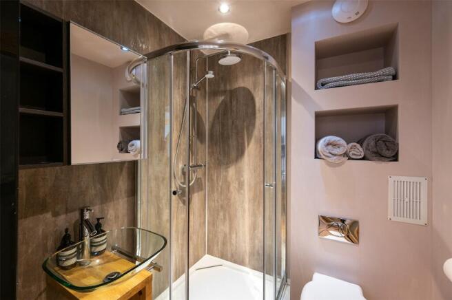 Cottage Shower Room