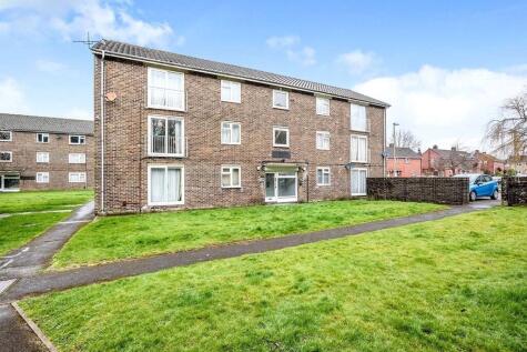 Crombie Close, Waterlooville, Hampshire, PO8