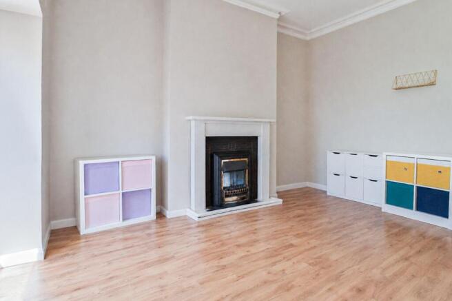 3 bed Terraced for sale Image 3