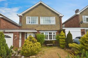12, Rother Avenue, Brimington S43 1LE