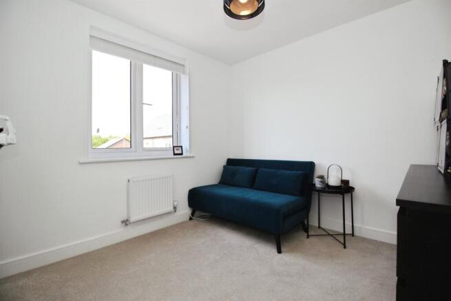 2 bed Flat for sale Image 11