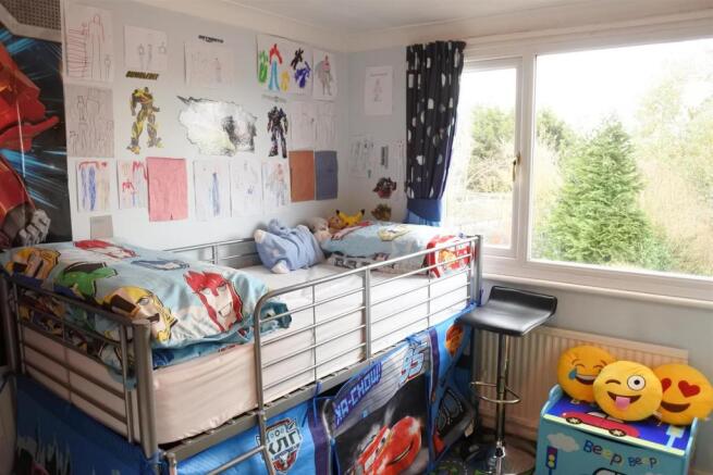BEDROOM 2