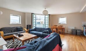 Flat 5, 1 3, Lavender Hill, London SW11 5QW
