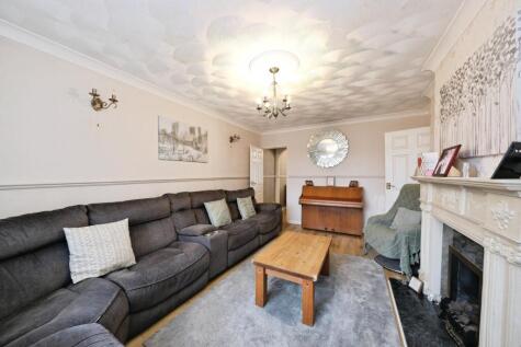 Mansfield Road, Nottingham, NG16